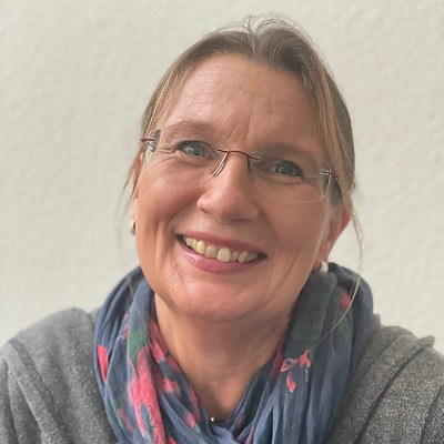 Silke Pallasch, Ausbilderin in Training für Ad Unum Energy Healing in Bad Nauheim
